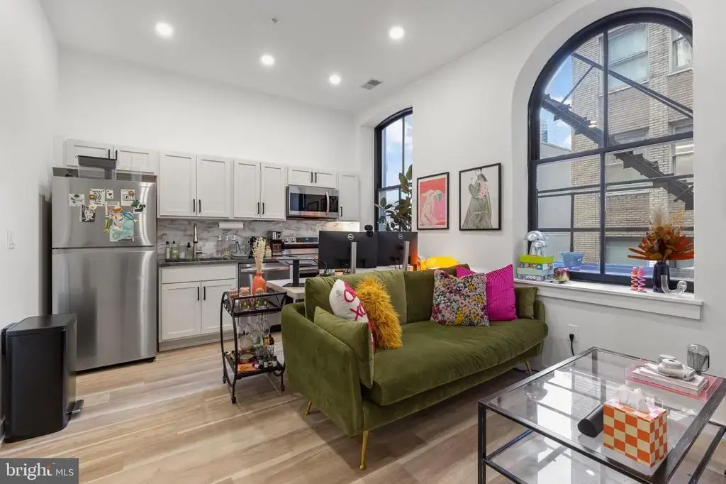 1415 Locust St #204, PHILADELPHIA