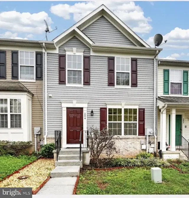 204 Cannon Ct, Strasburg