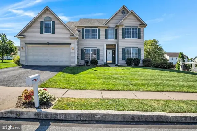 2191 Canterbury Dr, Mechanicsburg