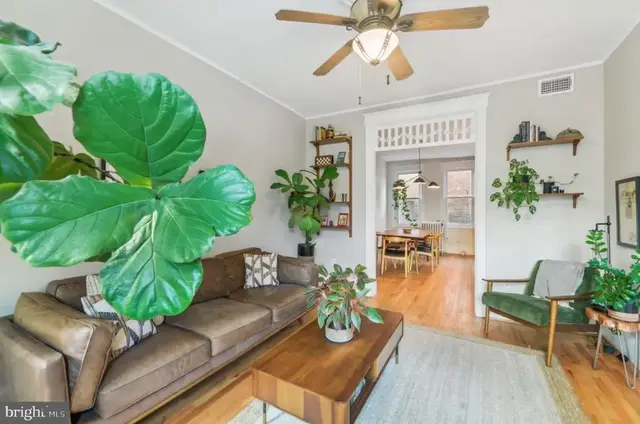785 Fairmont St Nw, Washington