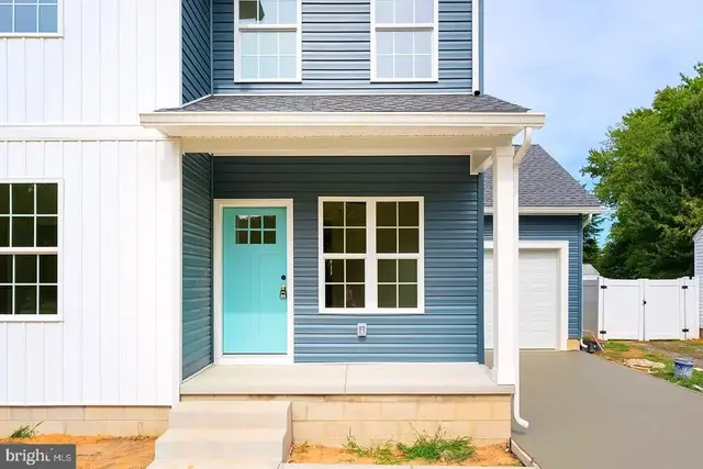 165 Rose Bowl Rd, Dover
