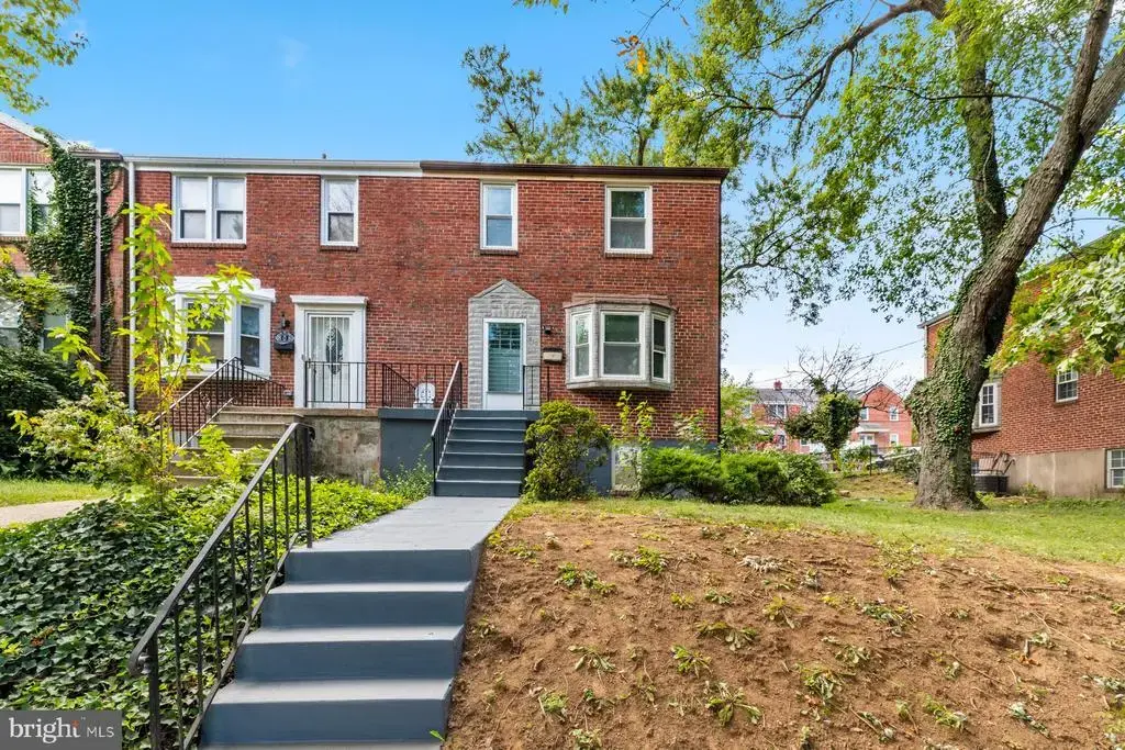 810 Wedgewood Rd, BALTIMORE
