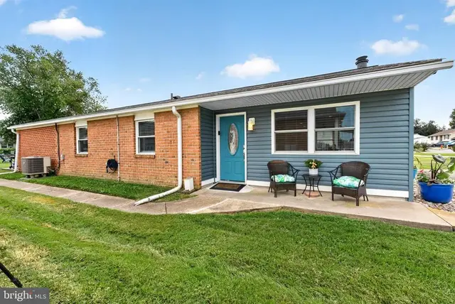2125 Maple Rd, Edgemere