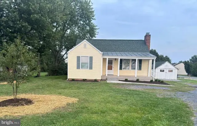 573 Fairfax Pike, Stephens City