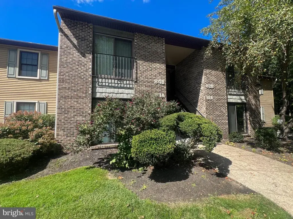 81a W West Bluebell Ln, MOUNT LAUREL