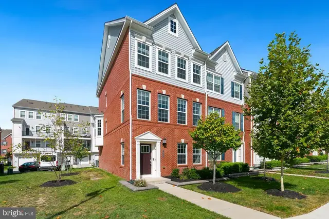 7969 Blue Stream Dr, Elkridge