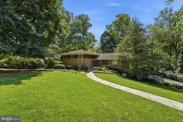 1200 Pheasant Rd, Jenkintown