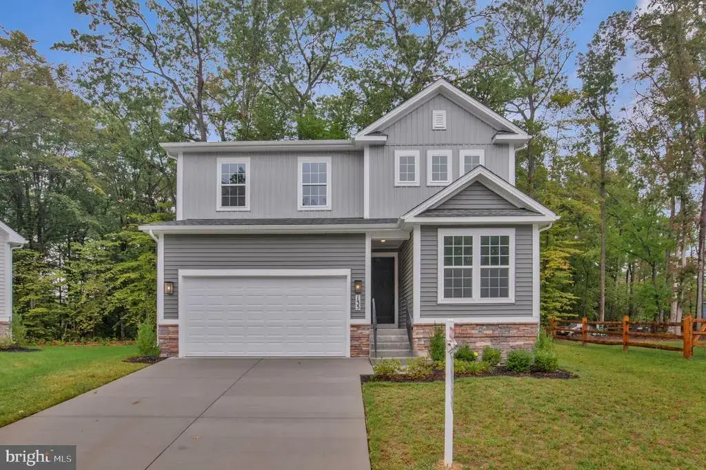 135 Catalpa Dr, NORTH EAST
