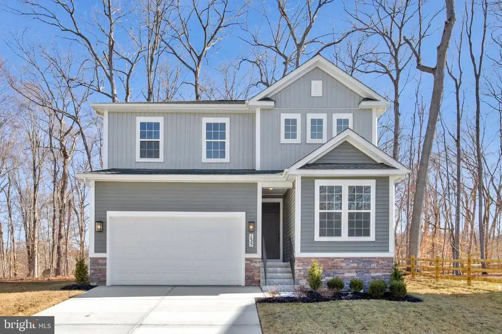 135 Catalpa Dr, NORTH EAST