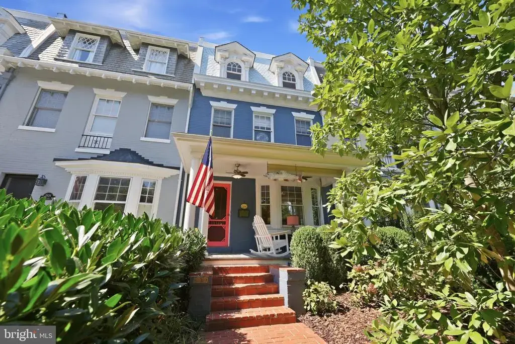2828 27th St Nw, WASHINGTON