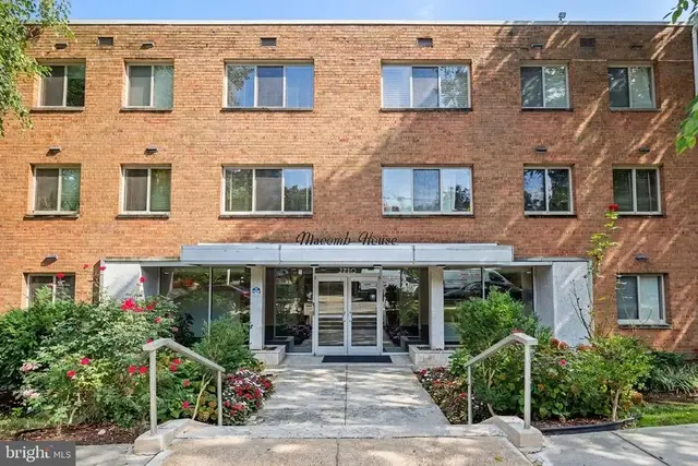 2710 Macomb St Nw #310, Washington