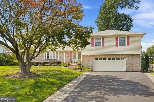17616 Prince David Dr, Olney