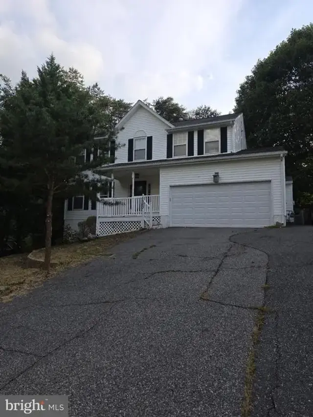 5803 Cambridge Dr, Fredericksburg