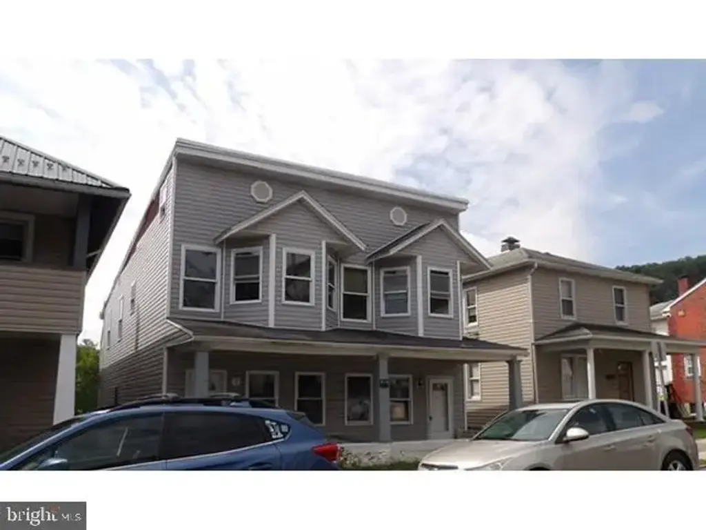 826 Columbia Ave, CUMBERLAND