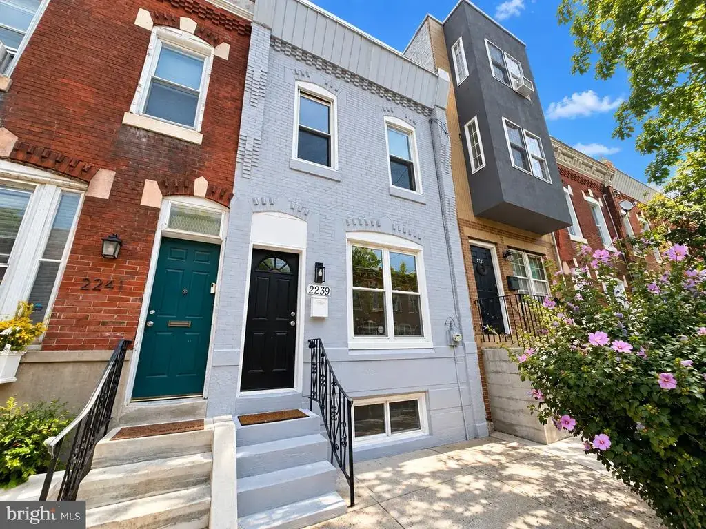 2239 Dickinson St, PHILADELPHIA