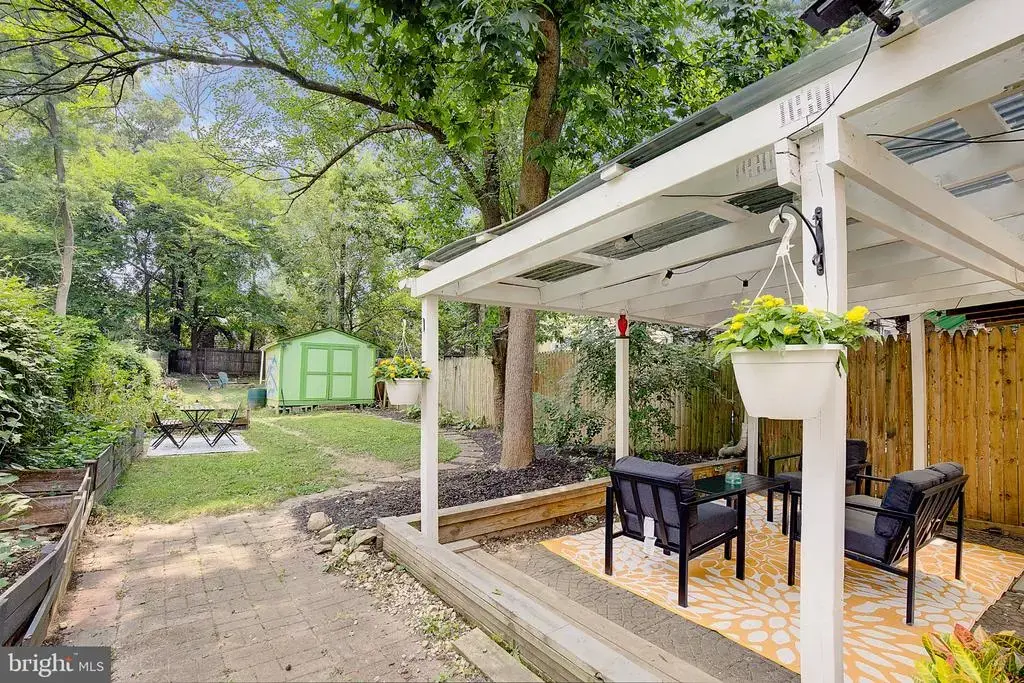 8203 Roanoke Ave, TAKOMA PARK