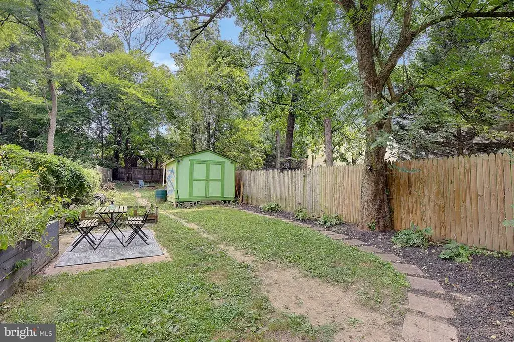 8203 Roanoke Ave, TAKOMA PARK