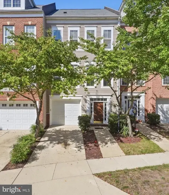 5602 Hartfield Ave, Suitland