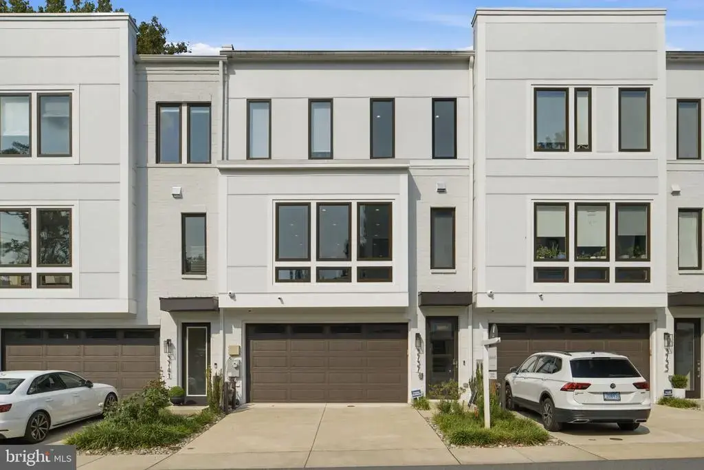 3737 Glenmoor Reserve Ln, CHEVY CHASE