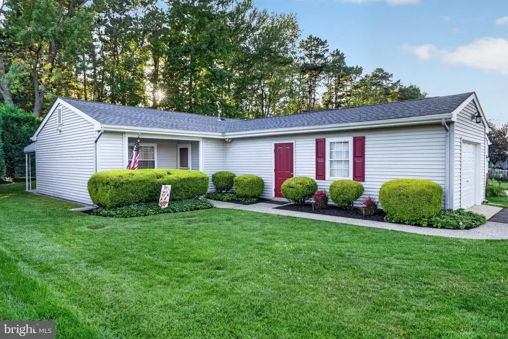 73 Huntington Dr, SOUTHAMPTON TWP