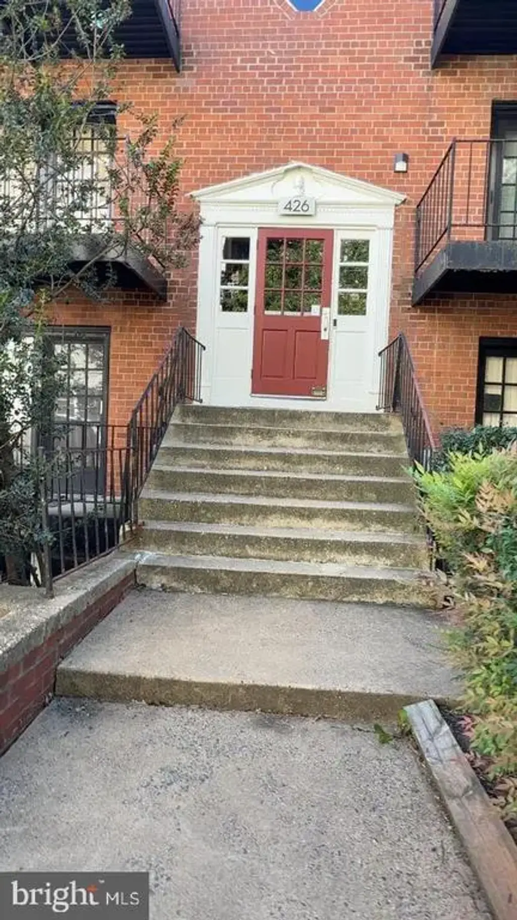 426 N Armistead St #201, ALEXANDRIA