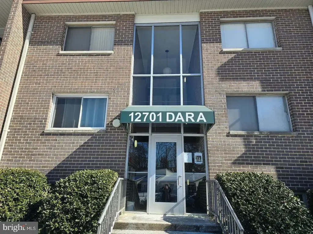 12701 Dara Dr #t-3, WOODBRIDGE