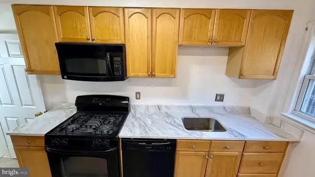 617 Brisbane Rd, Baltimore