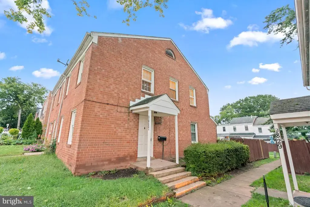 9827 Town Ln, MANASSAS