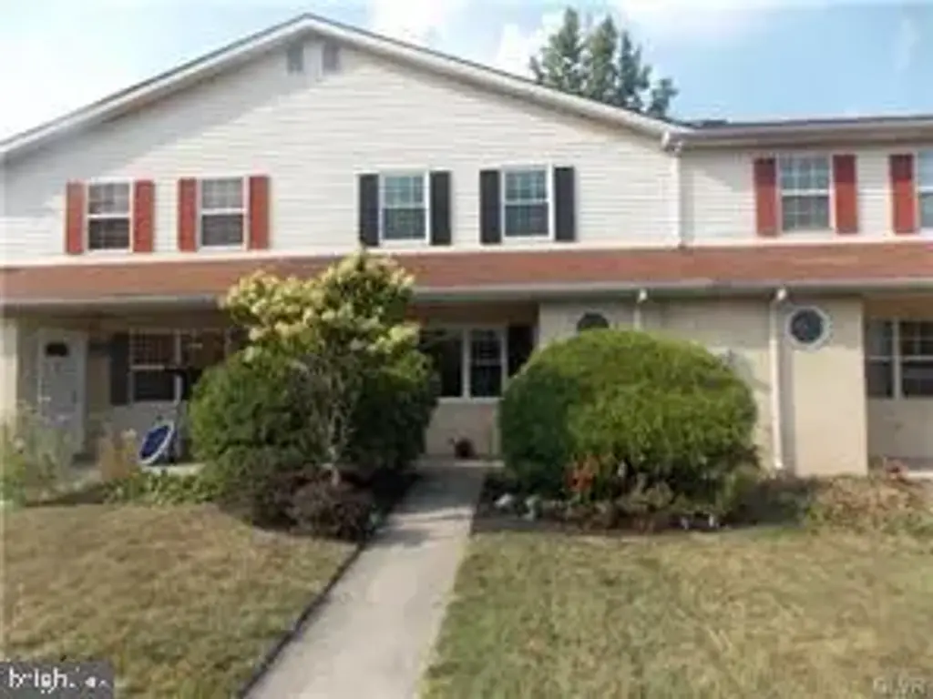 40 Mimosa Ct, QUAKERTOWN