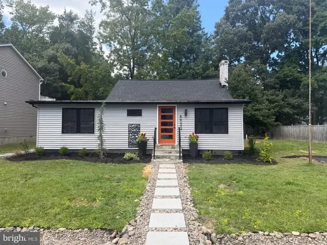 4922 Dogwood St, Shady Side