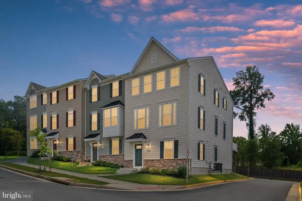1006 Valley Run Dr, FREDERICKSBURG