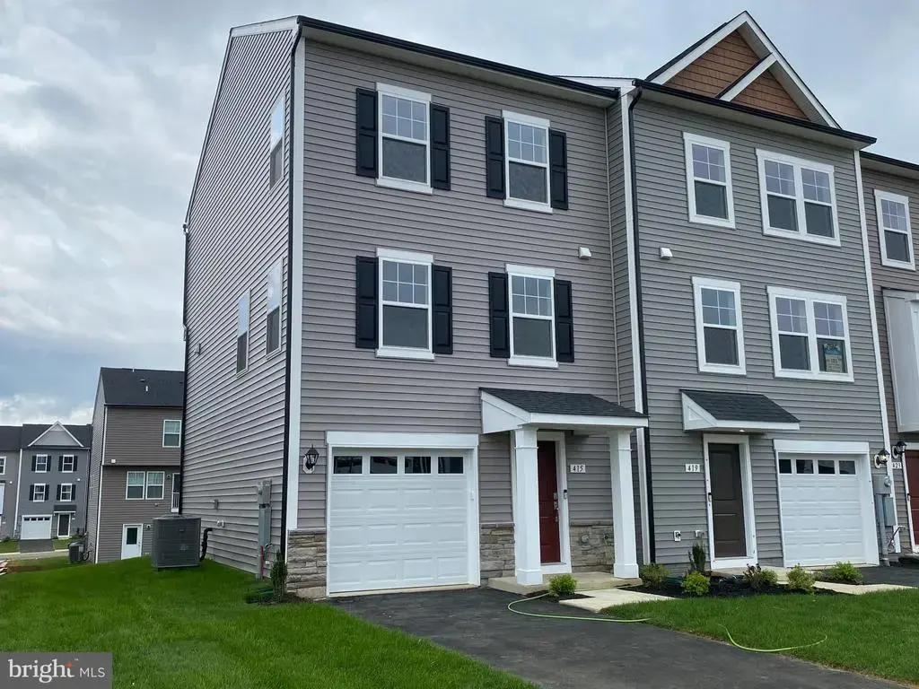 415 Aragon Dr, CHARLES TOWN