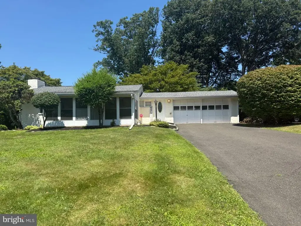 83 N Tamenend Ave, DOYLESTOWN
