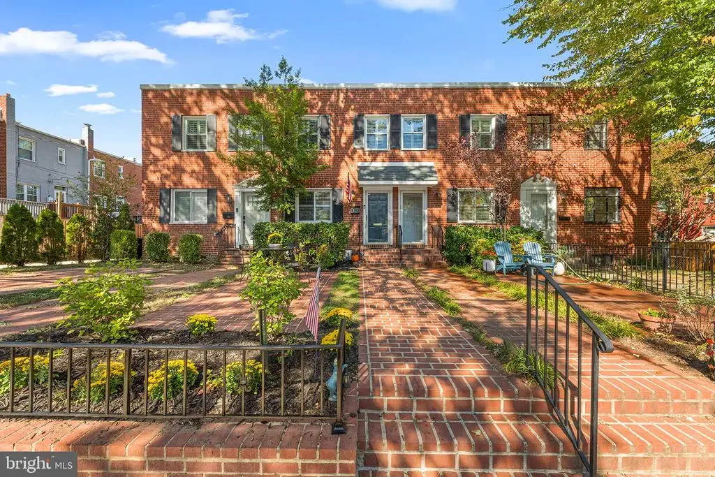 813 Jefferson St, ALEXANDRIA