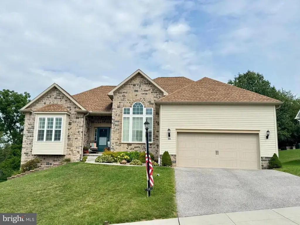50 Fox Run Rd, HANOVER