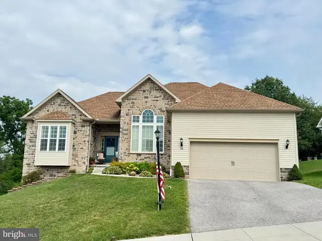 50 Fox Run Rd, Hanover