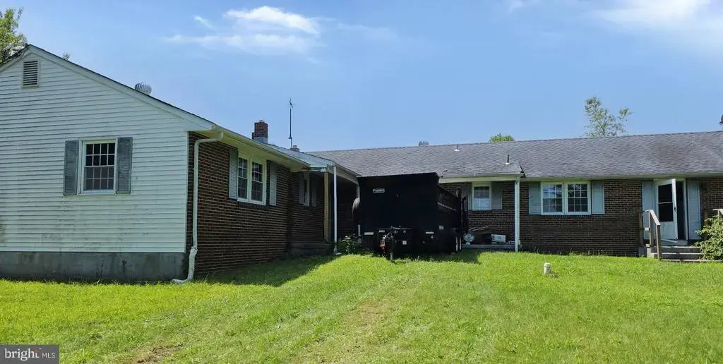 121 Three Bridge Rd, MONROEVILLE