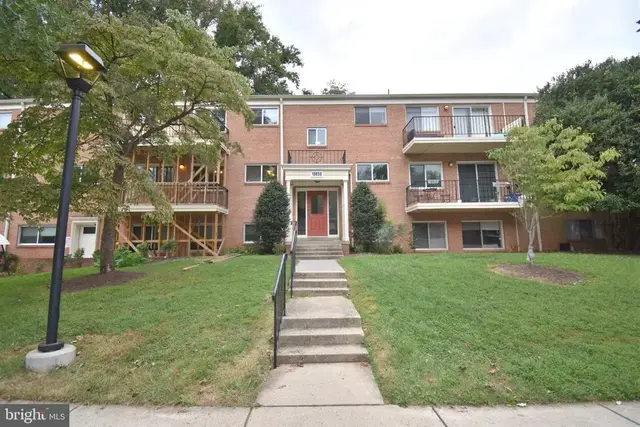 10650 Weymouth St #103, Bethesda