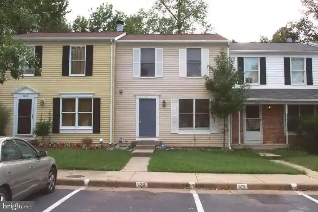 8944 Waites Way, LORTON