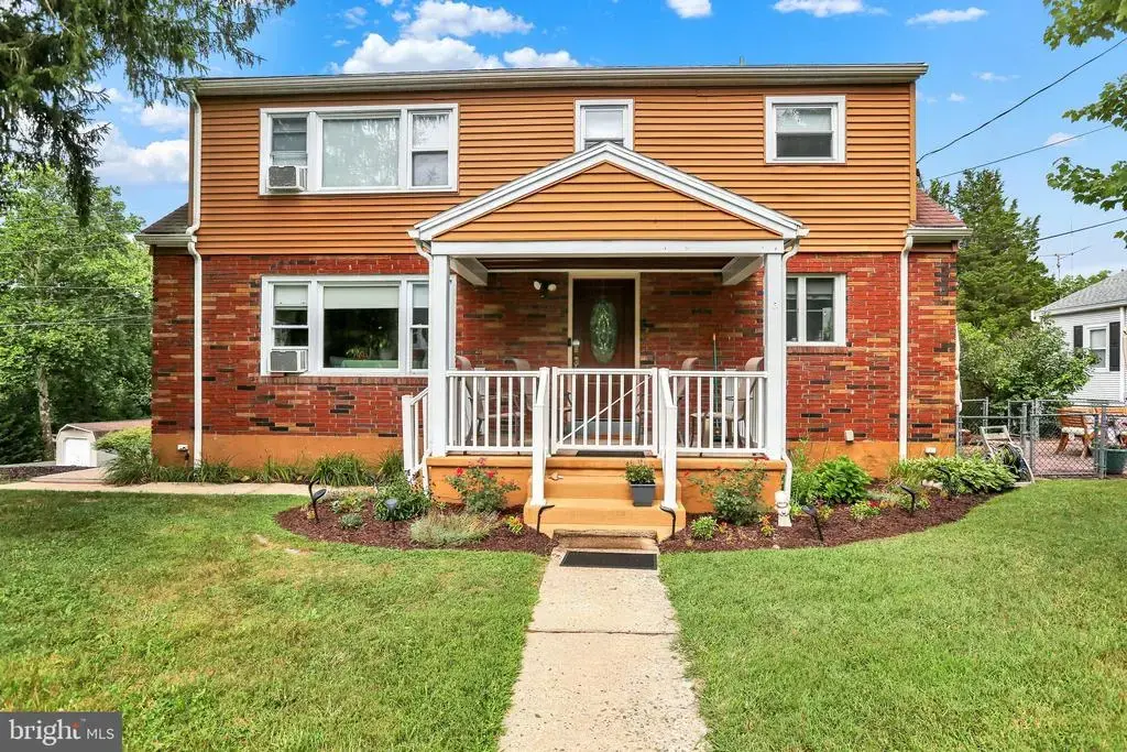 1301 Butter Ln, READING