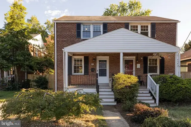 315 E Mount Ida Ave #a, Alexandria