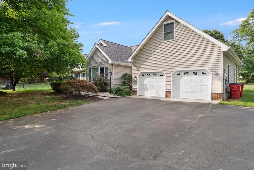 13503 Apple Harvest Dr, MARTINSBURG