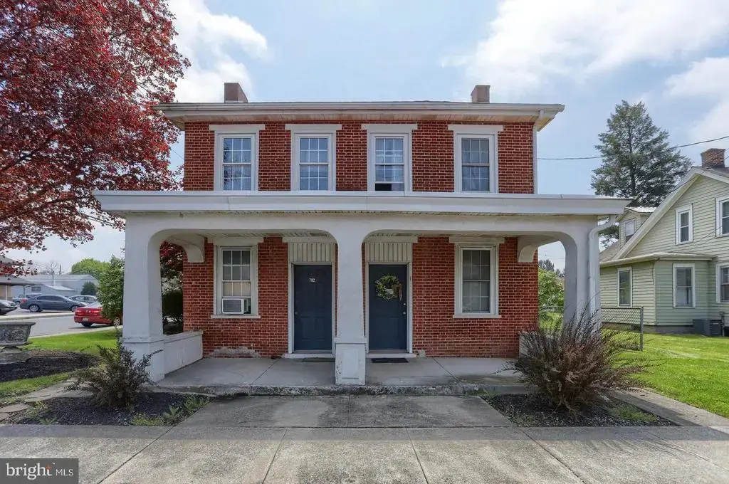 702 W Main St, PALMYRA