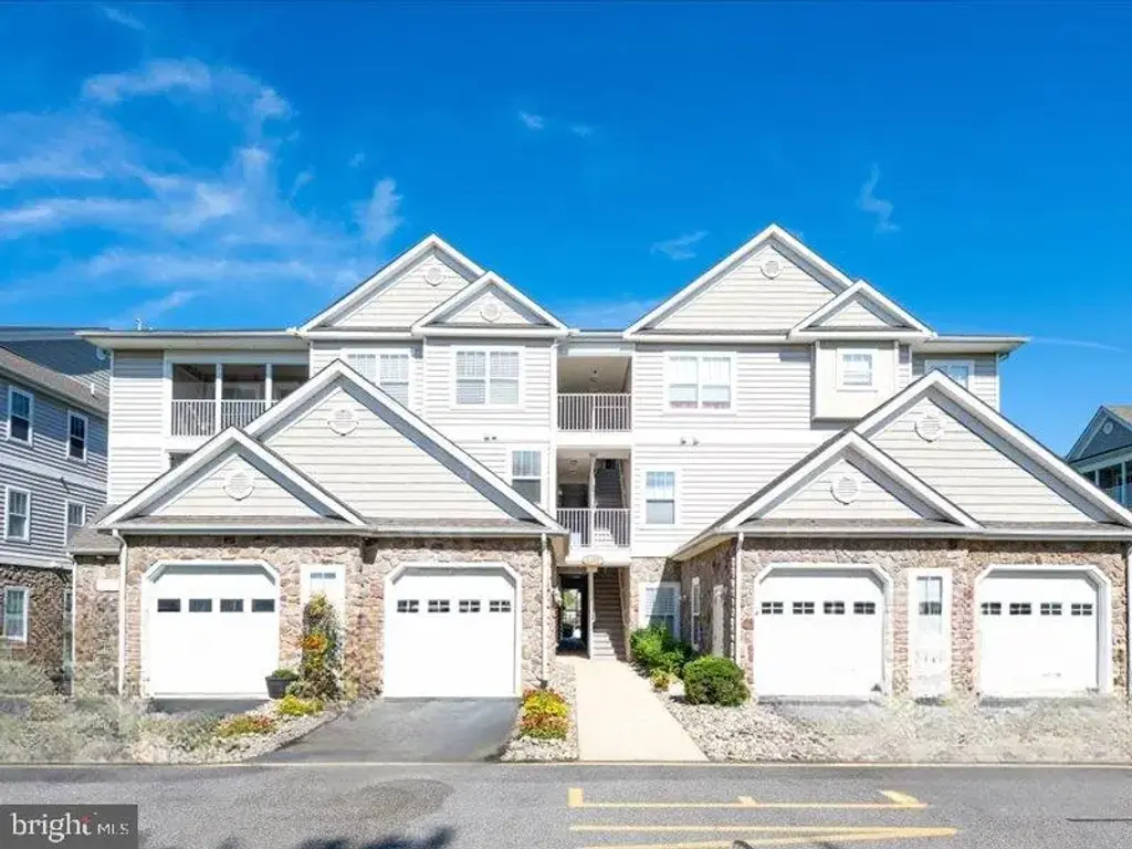 3503 S Sagamore Dr, MILFORD