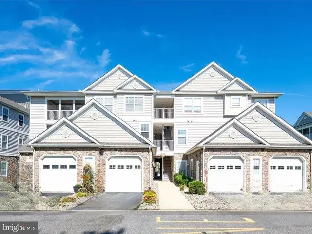 3503 S Sagamore Dr, Milford