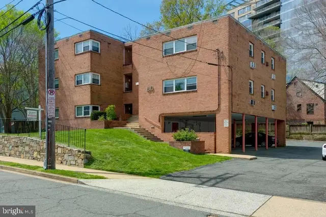 1510 N Rolfe St #4, Arlington