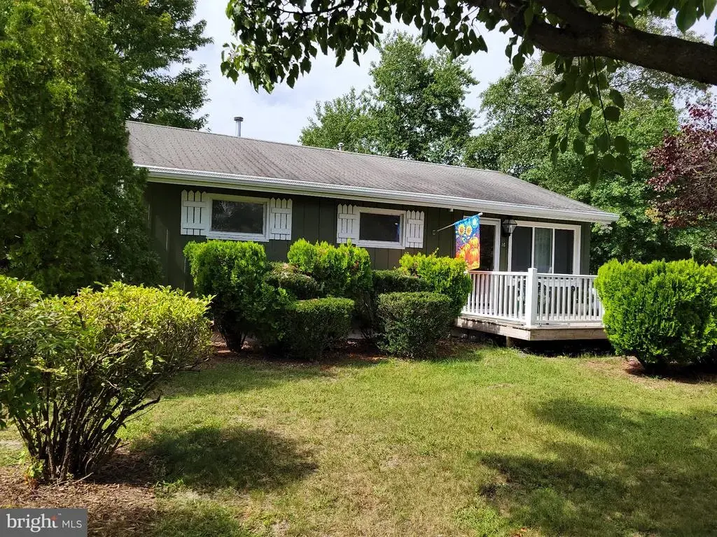 16 Holly Blvd, SOUTHAMPTON TWP