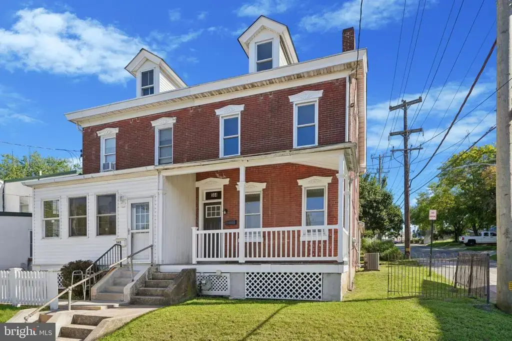 564 W Bridge St, PHOENIXVILLE