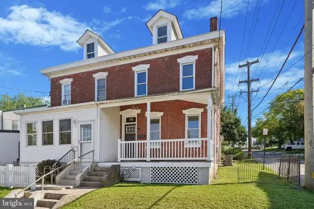 564 W Bridge St, Phoenixville