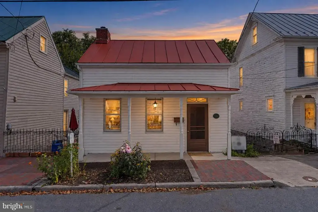 510 S Cameron St, WINCHESTER